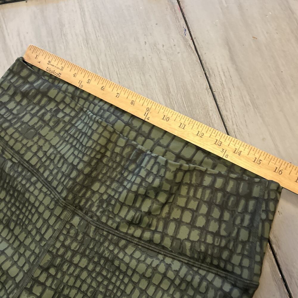 Fabletics Crocodile Green Powerhold High Waist Sh… - image 7